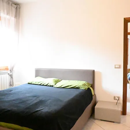 P060 - Porto Recanati, Comodo Trilocale Con Posto Auto