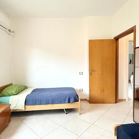 P060 - Porto Recanati, Comodo Trilocale Con Posto Auto Apartment Porto Recanati